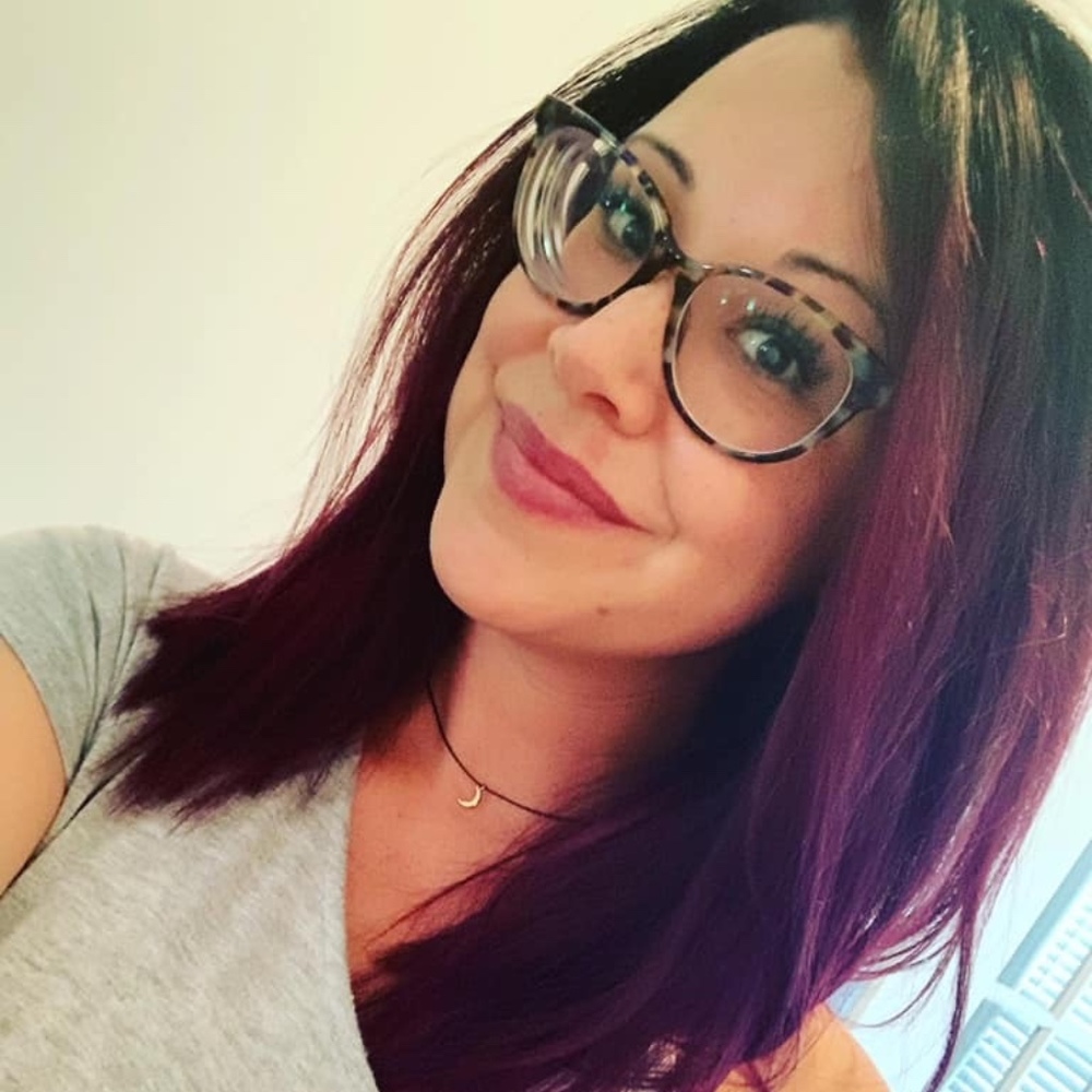 Meet your Posher, Gena